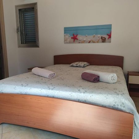 Garden Hotell Villaggio Azzurro Exteriör bild