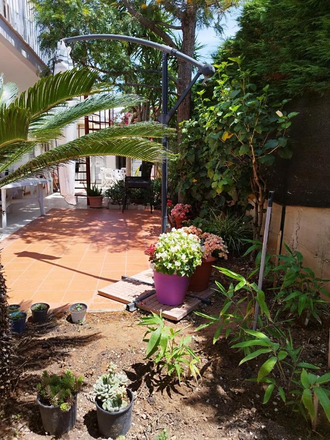 Garden Hotell Villaggio Azzurro Exteriör bild